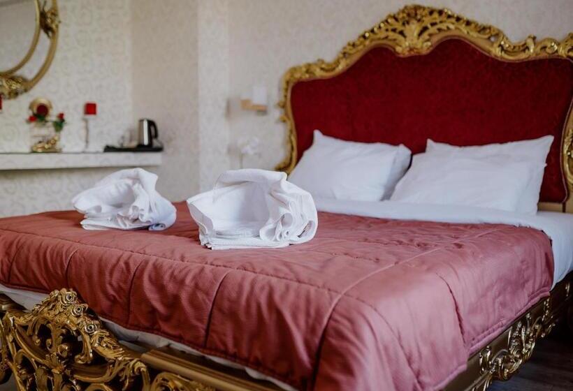 ホテル Roh Suites