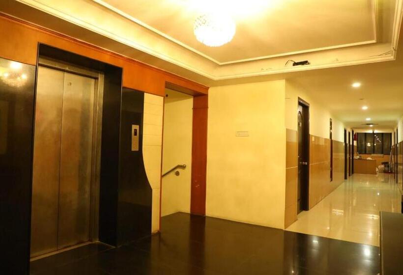 Отель Shrie Shaanth