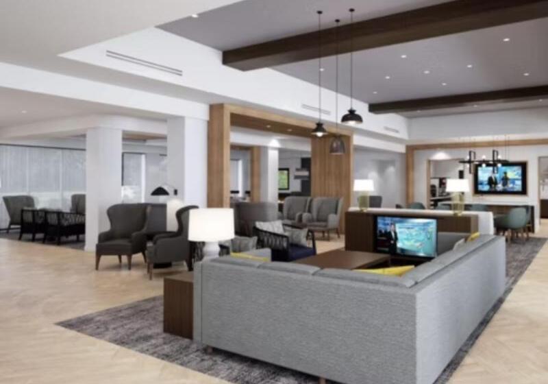 Отель Staybridge Suites Dallas Market Ctr Love Field, An Ihg