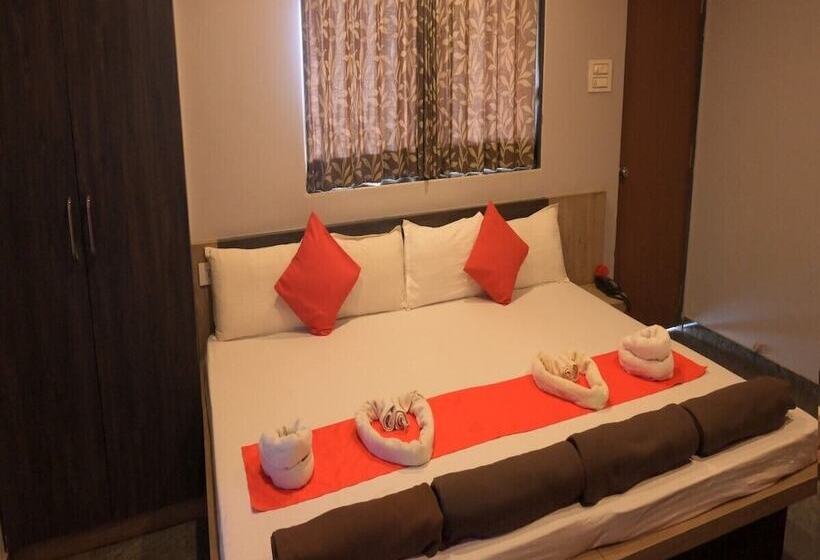 Hotel Sukhsagar Beach Resort Kunkeshwar