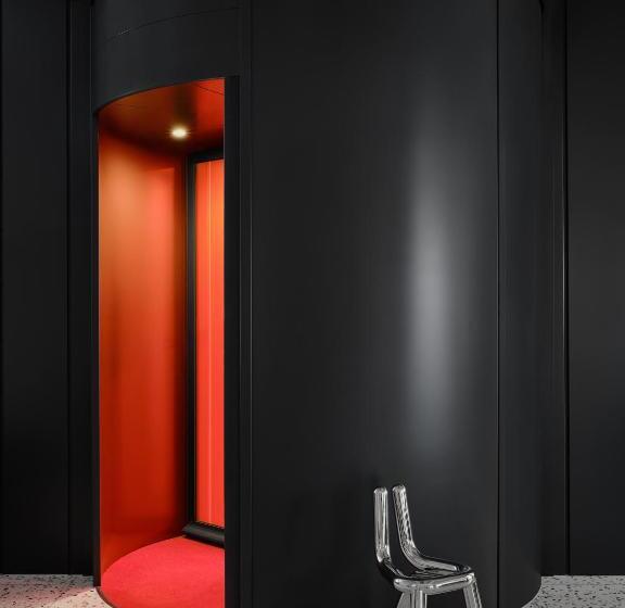 בית מלון כפרי The Standardx, Melbourne