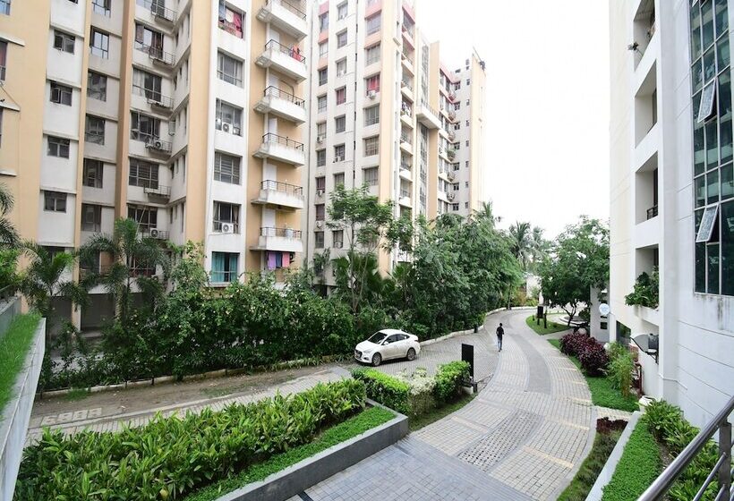 ホテル The Xen Suites Kolkata Airport