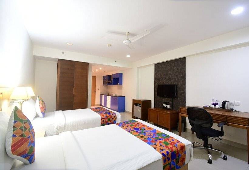 ホテル The Xen Suites Kolkata Airport