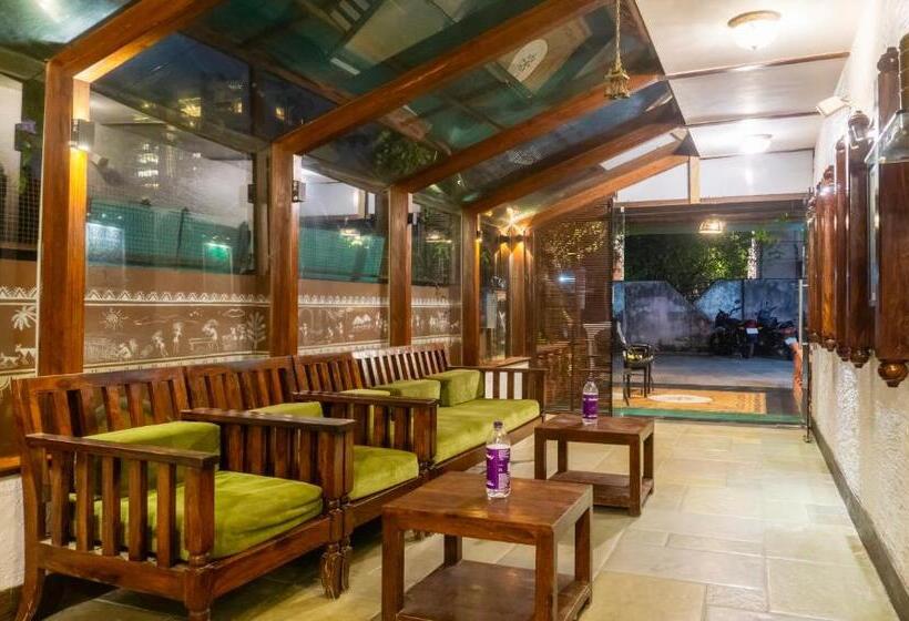 فندق Treebo Bhairavee, Baner