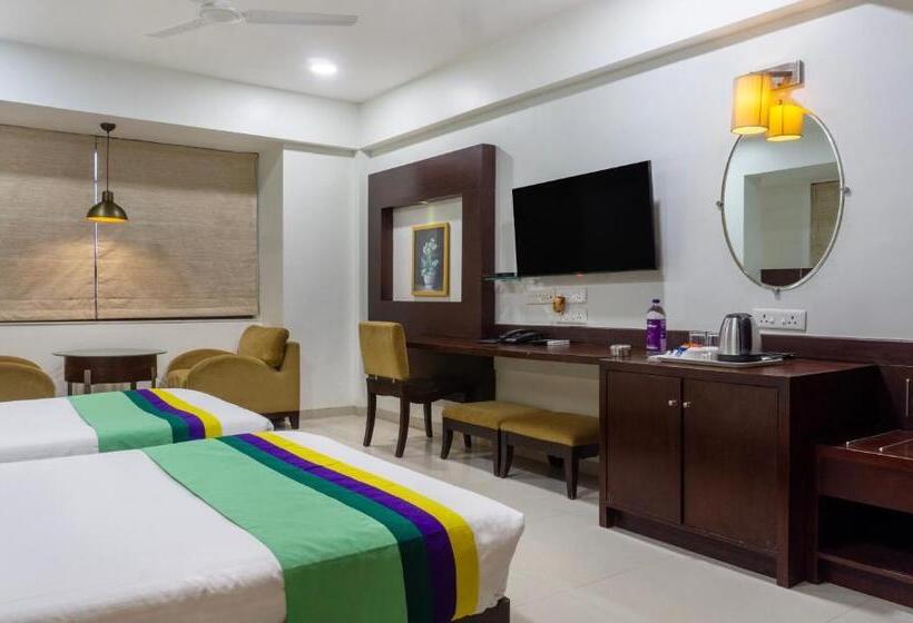 فندق Treebo Bhairavee, Baner