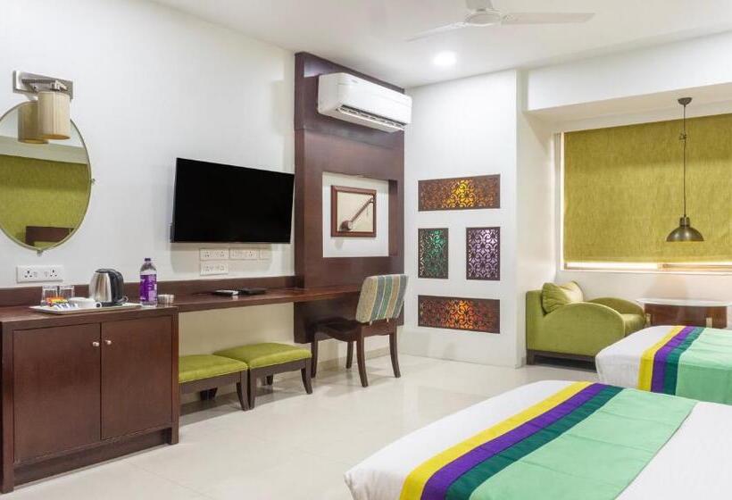 فندق Treebo Bhairavee, Baner