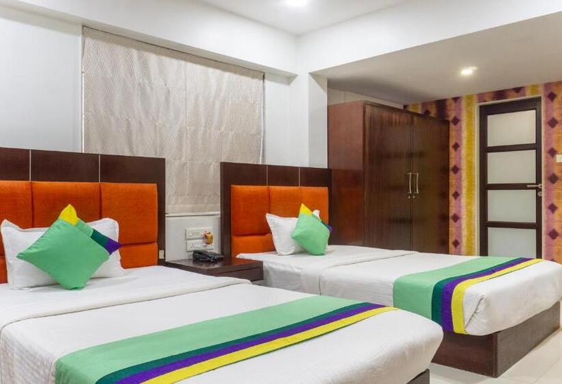 فندق Treebo Bhairavee, Baner