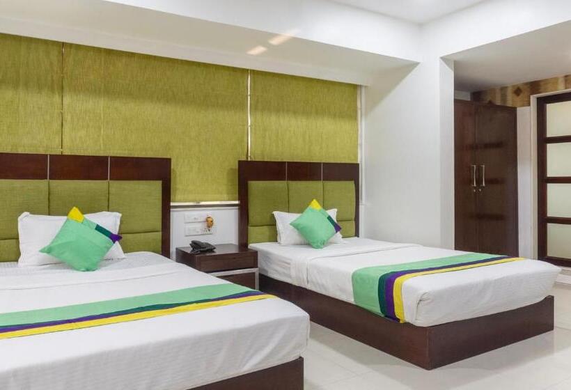 فندق Treebo Bhairavee, Baner