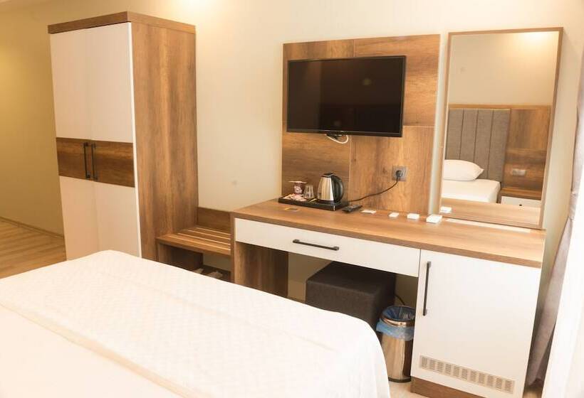 Отель Urla My Rooms