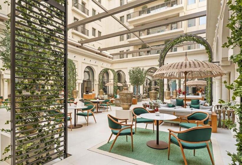 هتل Vida Creek Beach