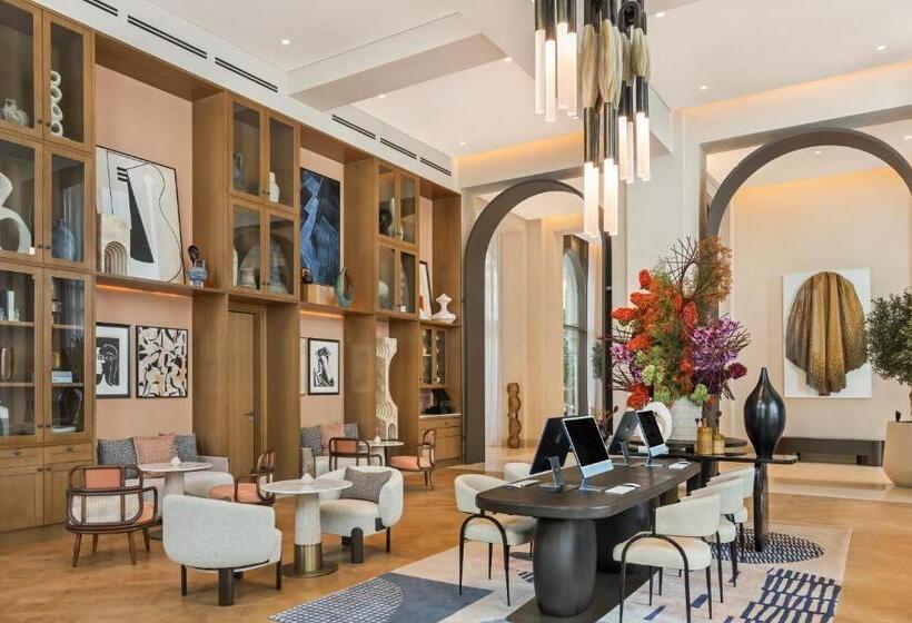 هتل Vida Creek Beach