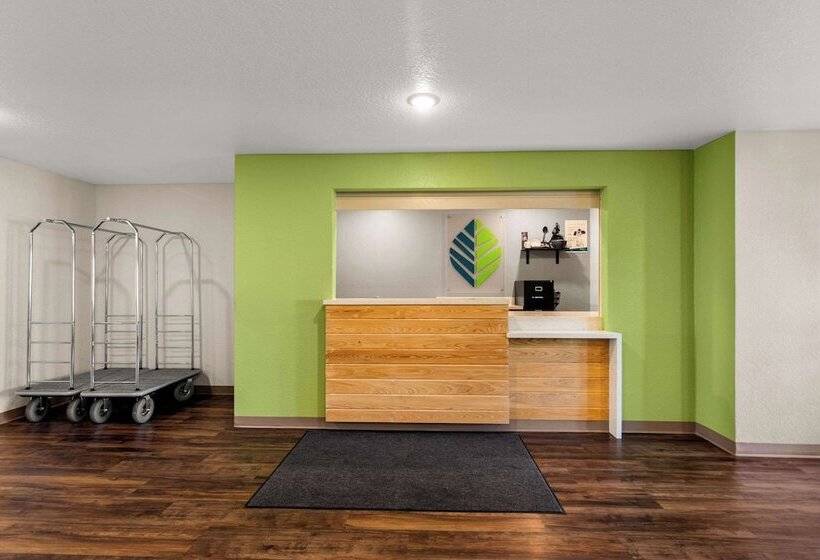 فندق Woodspring Suites Port St Lucie