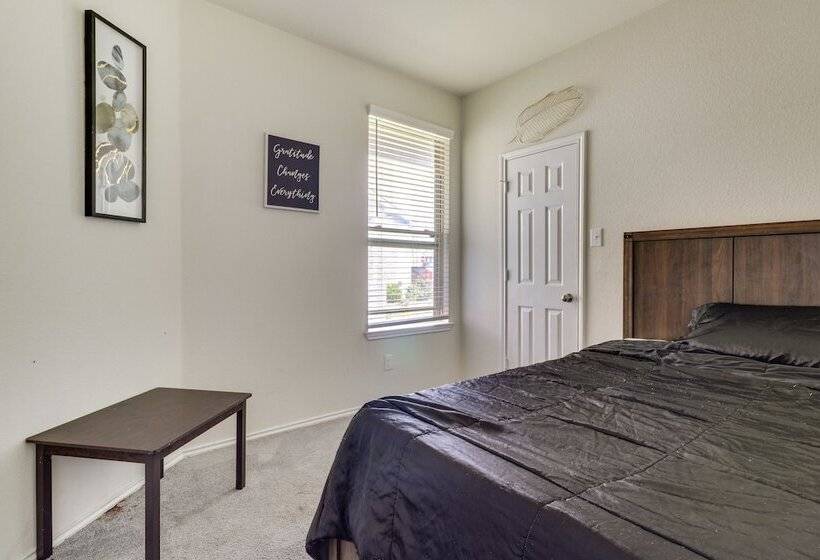 Jarrell Home W/ Playground + Pool Access!
