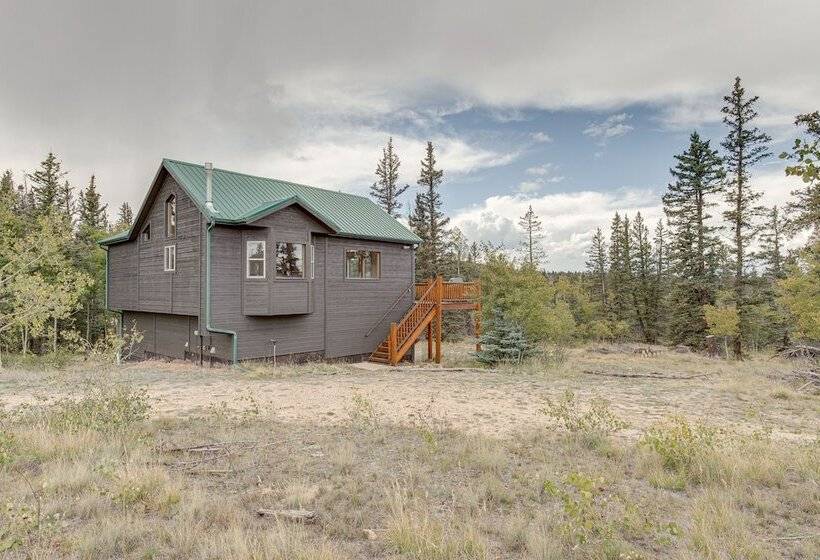 Jefferson Mountain Cabin W/ Private Deck & Grill!