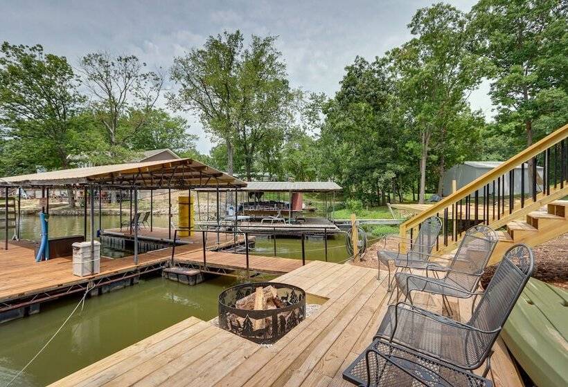 Private Dock + Fire Pit: Lake Of The Ozarks Home!