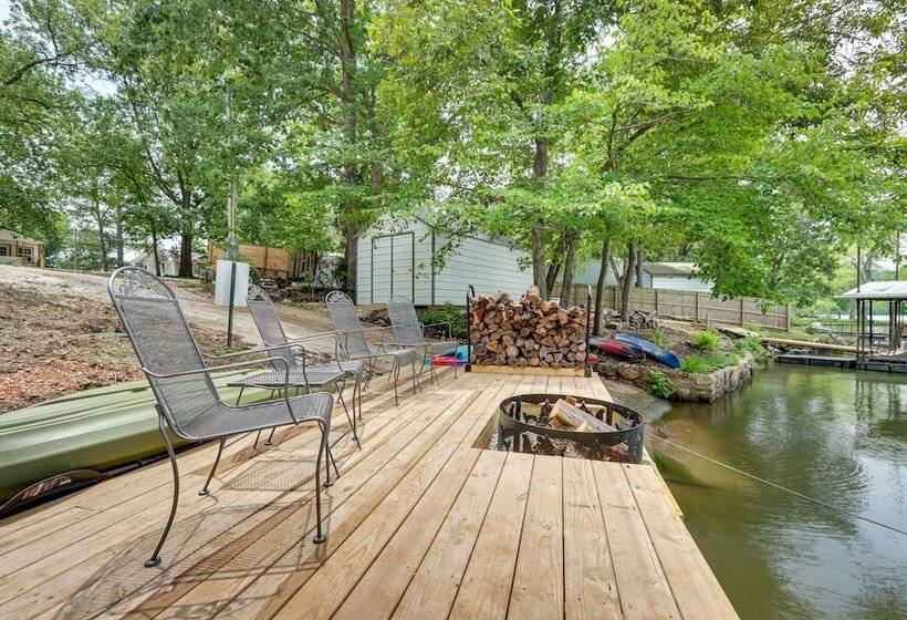 Private Dock + Fire Pit: Lake Of The Ozarks Home!