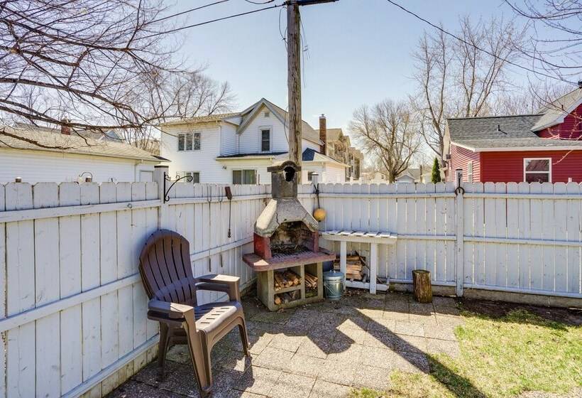 Lake Pepin Waterfront Cottage   Steps To Beach!