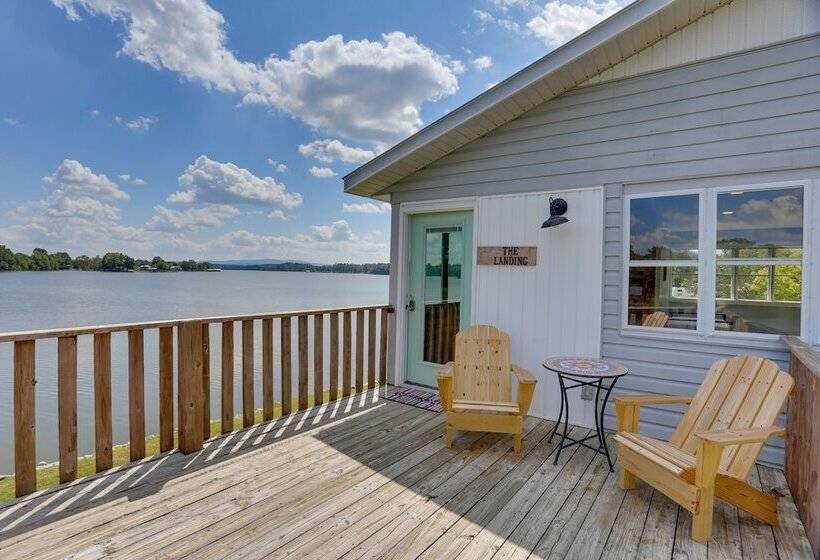 Lakefront Alabama Escape W/ Boat Dock & Fire Pit!