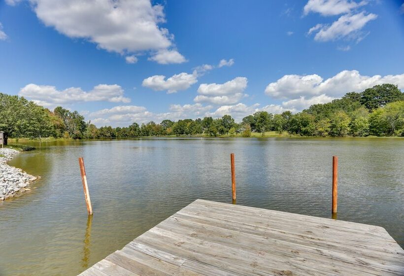 Lakefront Alabama Escape W/ Boat Dock & Fire Pit!