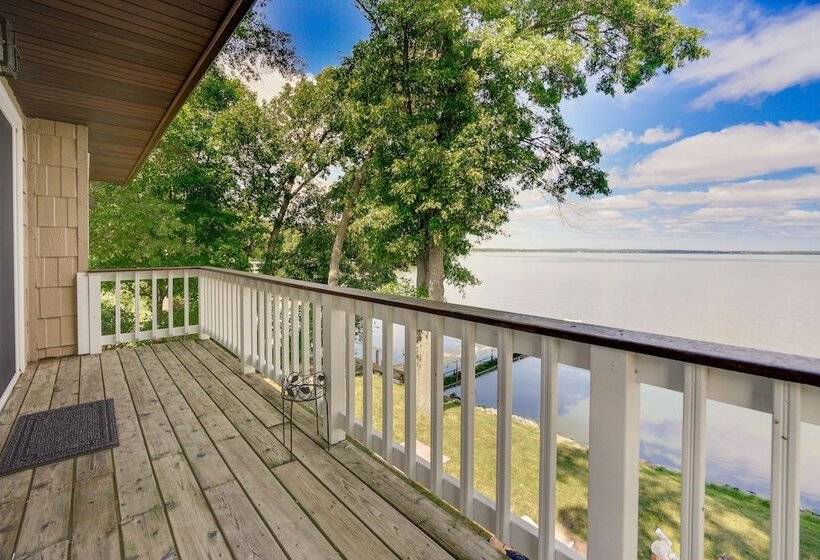 Lakefront Chippewa Falls Haven W/ Private Deck!