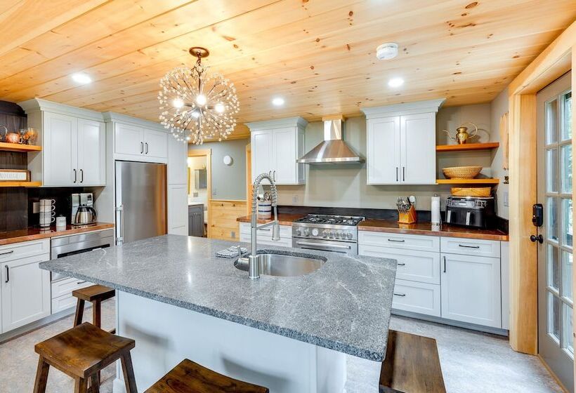 Lakefront Lovell Home W/ Dock: Walk To Town Beach!