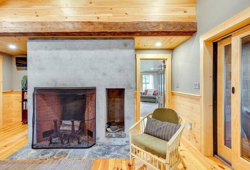 Lakefront Lovell Home W/ Dock: Walk To Town Beach!