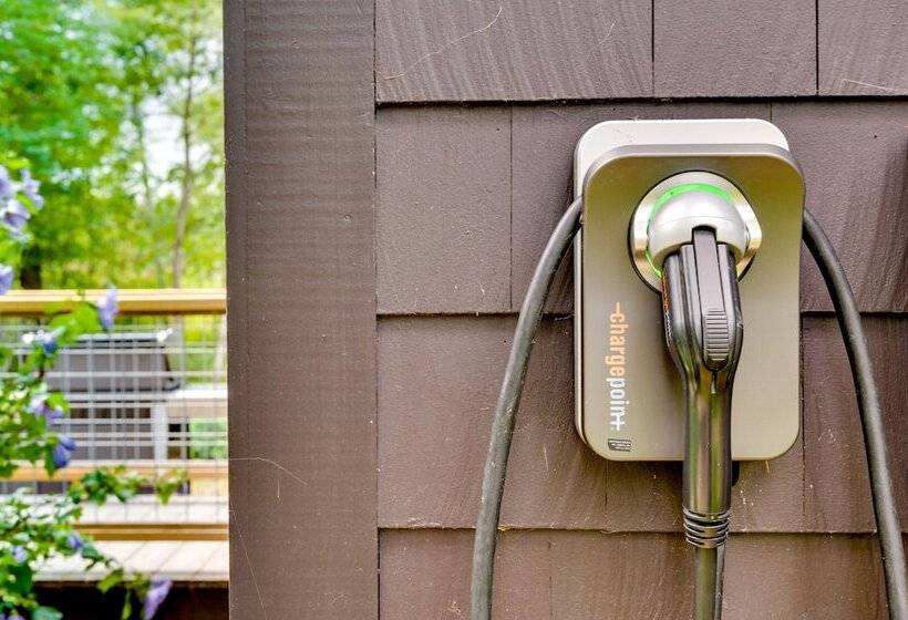 Lakefront Lovell Home W/ Dock: Walk To Town Beach!