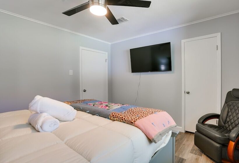 Lakefront Retreat In Jefferson W/ Screened Porch!