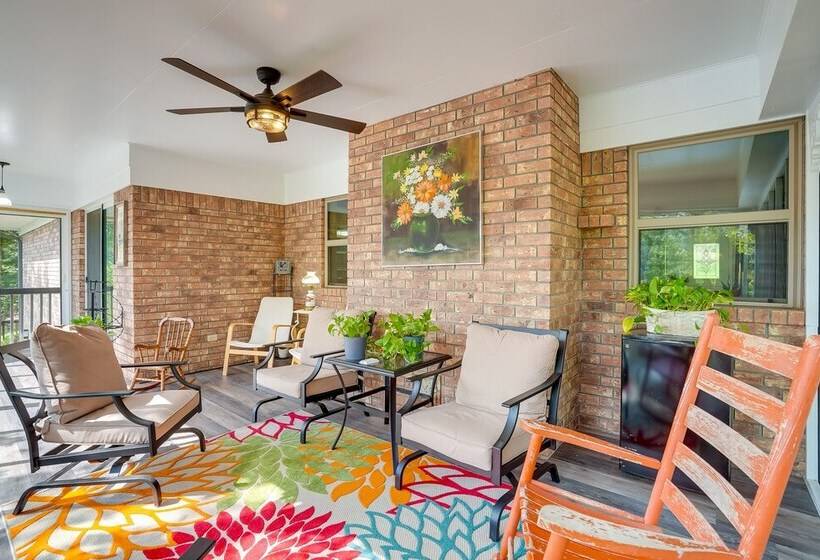 Lakefront Retreat In Jefferson W/ Screened Porch!