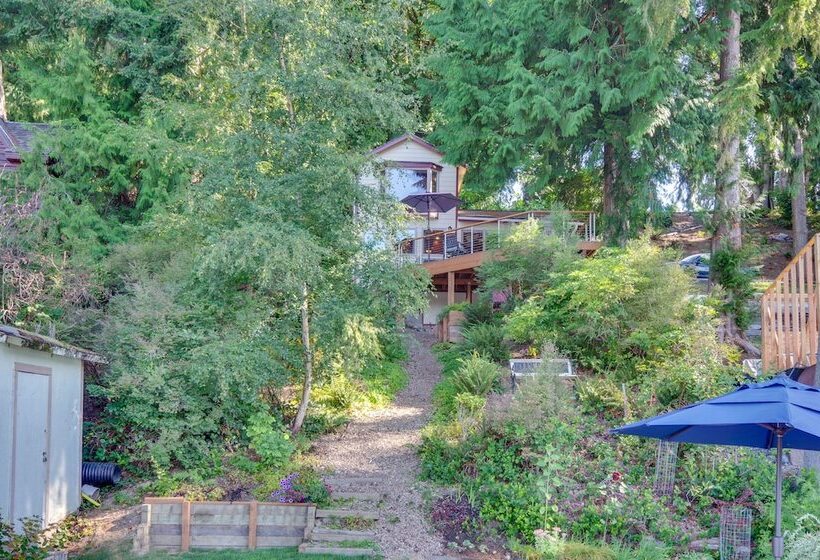 Lakefront Snohomish Cottage W/ Private Dock!
