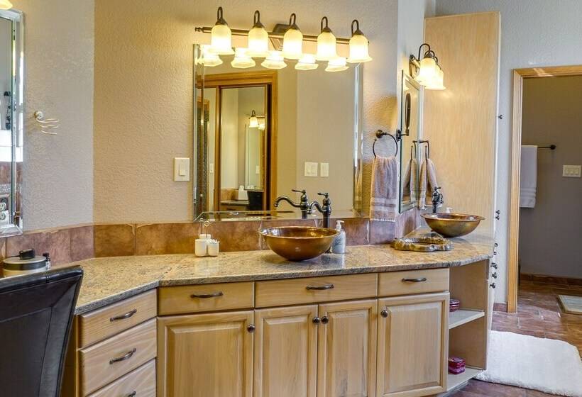 Las Cruces Home W/ Private Pool + Fire Pit!