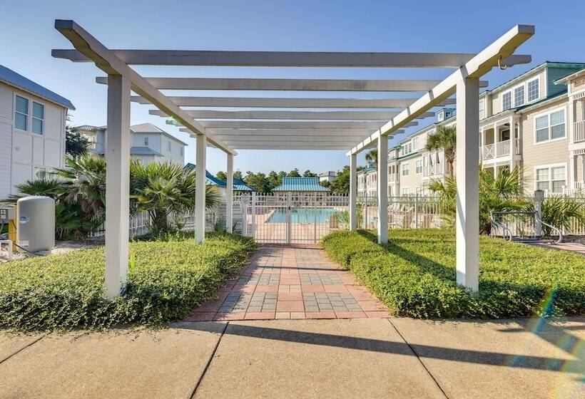 Lemoncello Cottage:  Walk To Blue Mountain Beach!