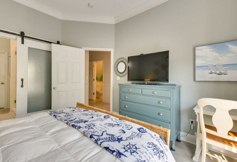 Lemoncello Cottage:  Walk To Blue Mountain Beach!