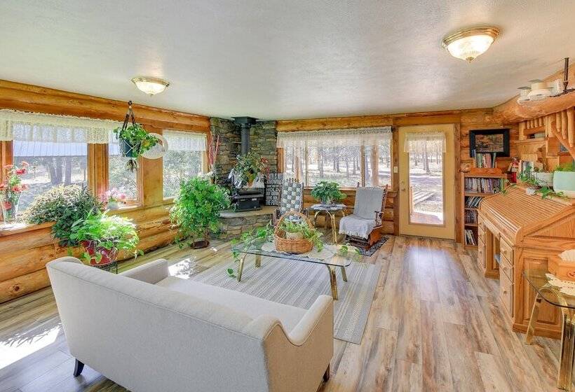 Libby Home W/ Mountain Views: Gazebo & Fire Pit!