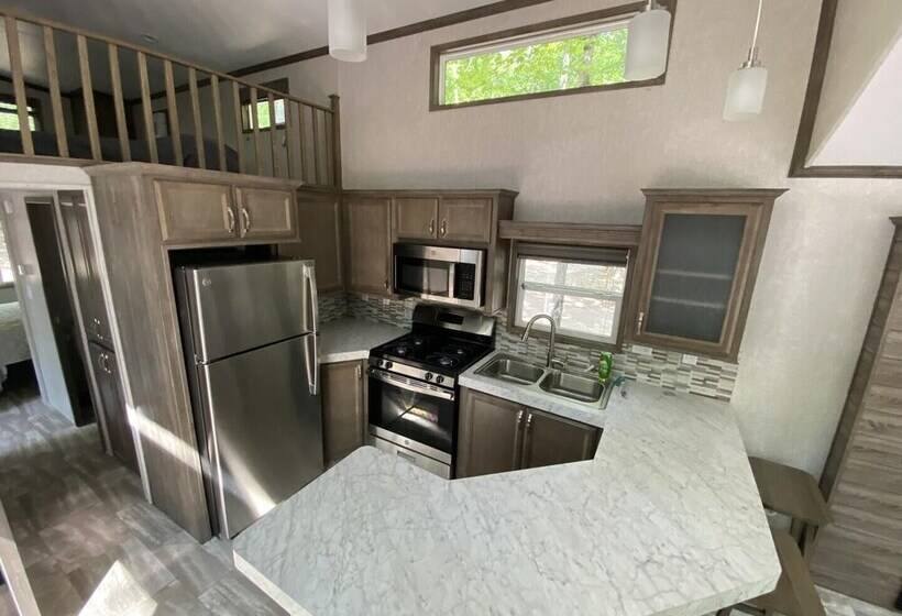 Lincolnwood Tiny House 08