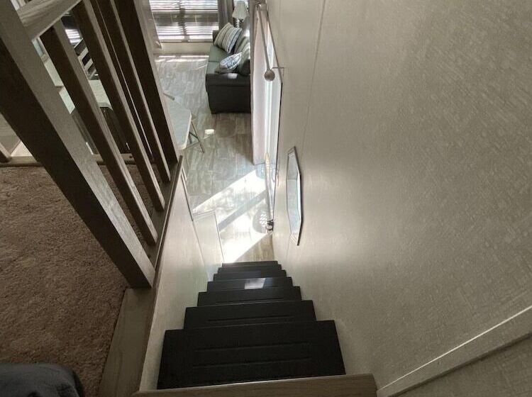 Lincolnwood Tiny House 08