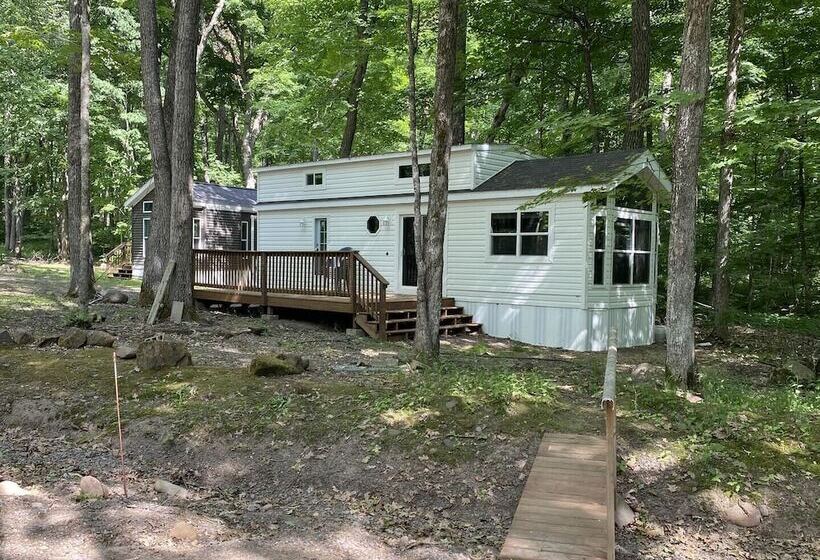 Lincolnwood Tiny House 12