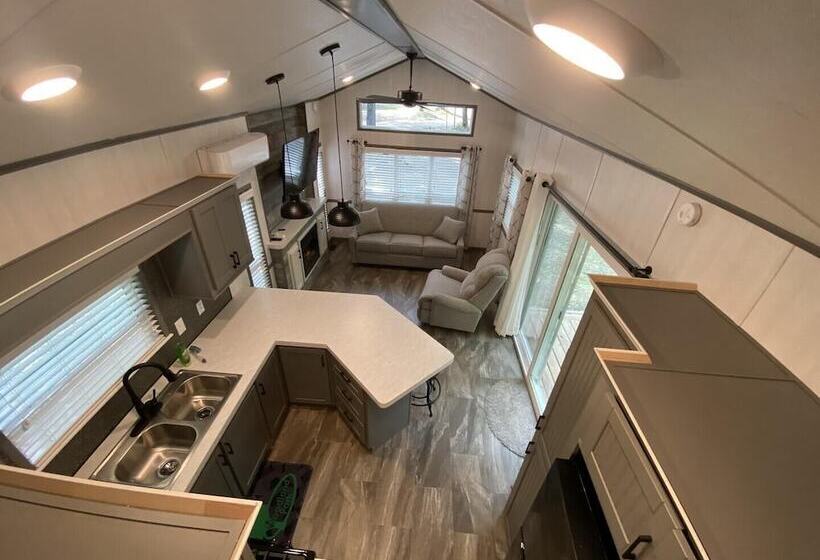 Lincolnwood Tiny House 13