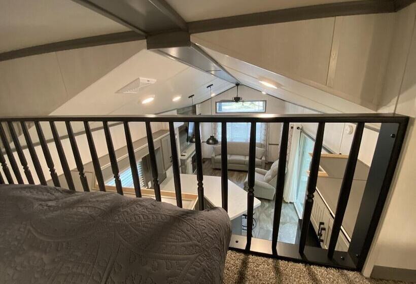 Lincolnwood Tiny House 13