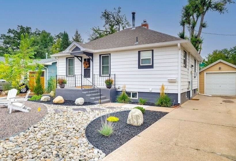 Loveland Retreat W/ Bicycles, Deck & Fire Pit!