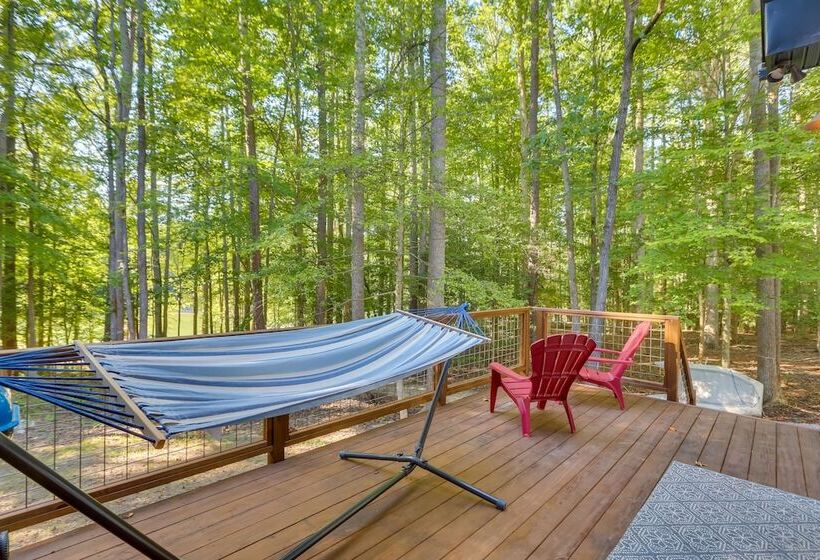 Lovely Kerr Lake House W/ Private Dock!