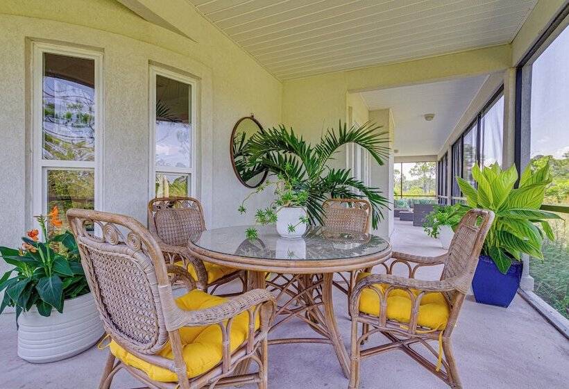 Luxe Gulf Breeze Home W/ Patios   4 Mi To Beaches!
