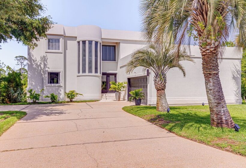 Luxe Gulf Breeze Home W/ Patios   4 Mi To Beaches!