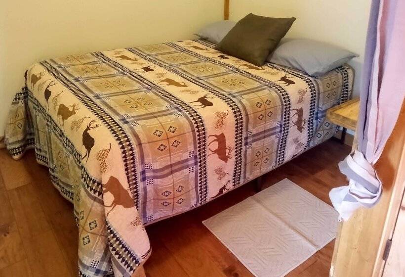 Maggie Valley Family Cabin W/ Porch & Fire Pit!