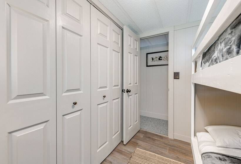 Maggie Valley Home ~ 5 Mi To Cataloochee Ski Area!