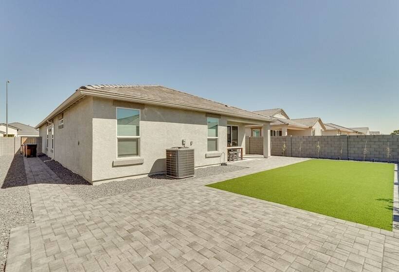 Maricopa Home W/ Yard   1 Mi To Harrahs Casino!