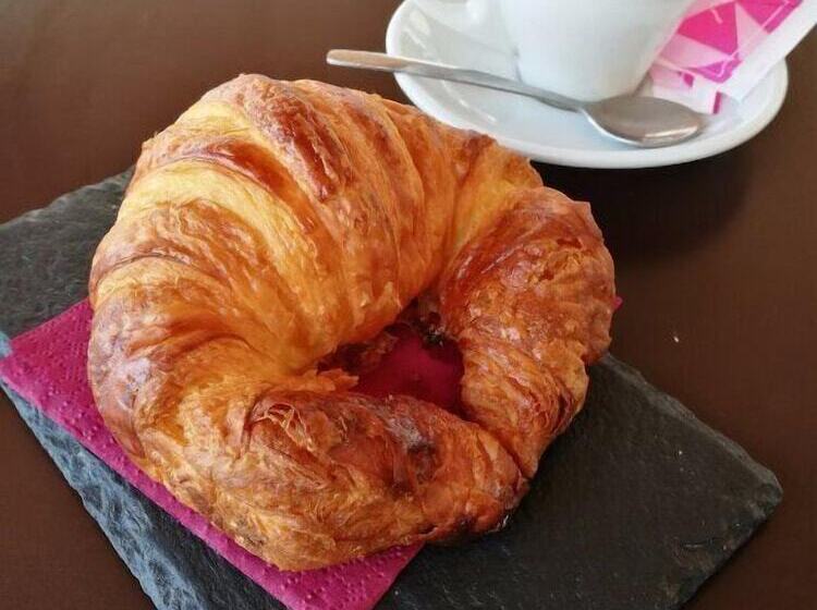 Meson El Kubano B & B