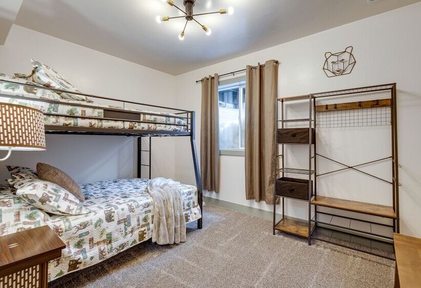 Modern Island Park Cabin ~ 23 Mi To Yellowstone!