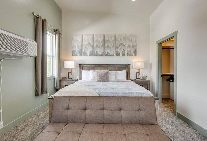 Modern Island Park Cabin ~ 23 Mi To Yellowstone!