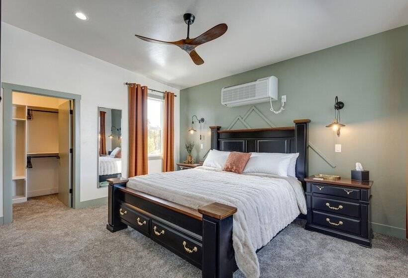 Modern Island Park Cabin ~ 23 Mi To Yellowstone!